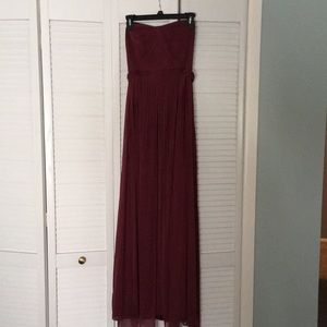 Versatile David’s bridal dress